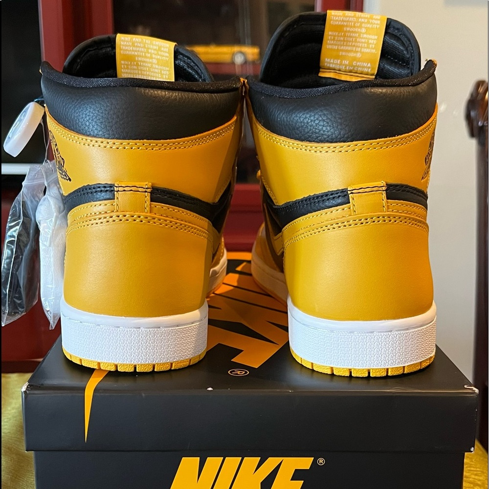 Air Jordan 1 Retro High OG Pollen - Picture 6 of 8